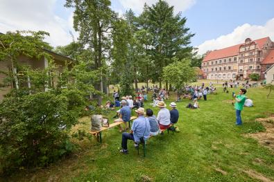 Besucher beim Musiktag MV auf dem Schlossberg